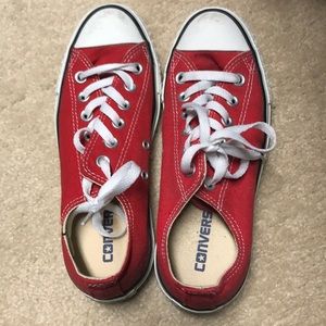 Red converse size 5